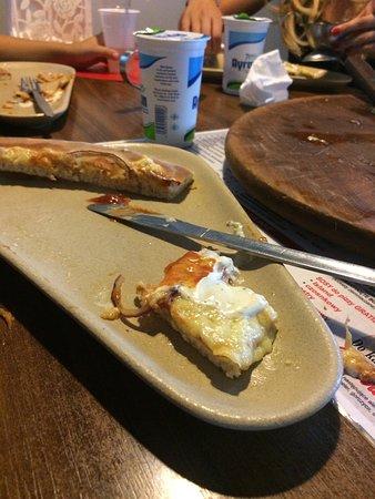 Camel Pizza