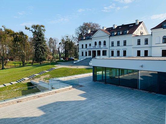 Hanza Palac