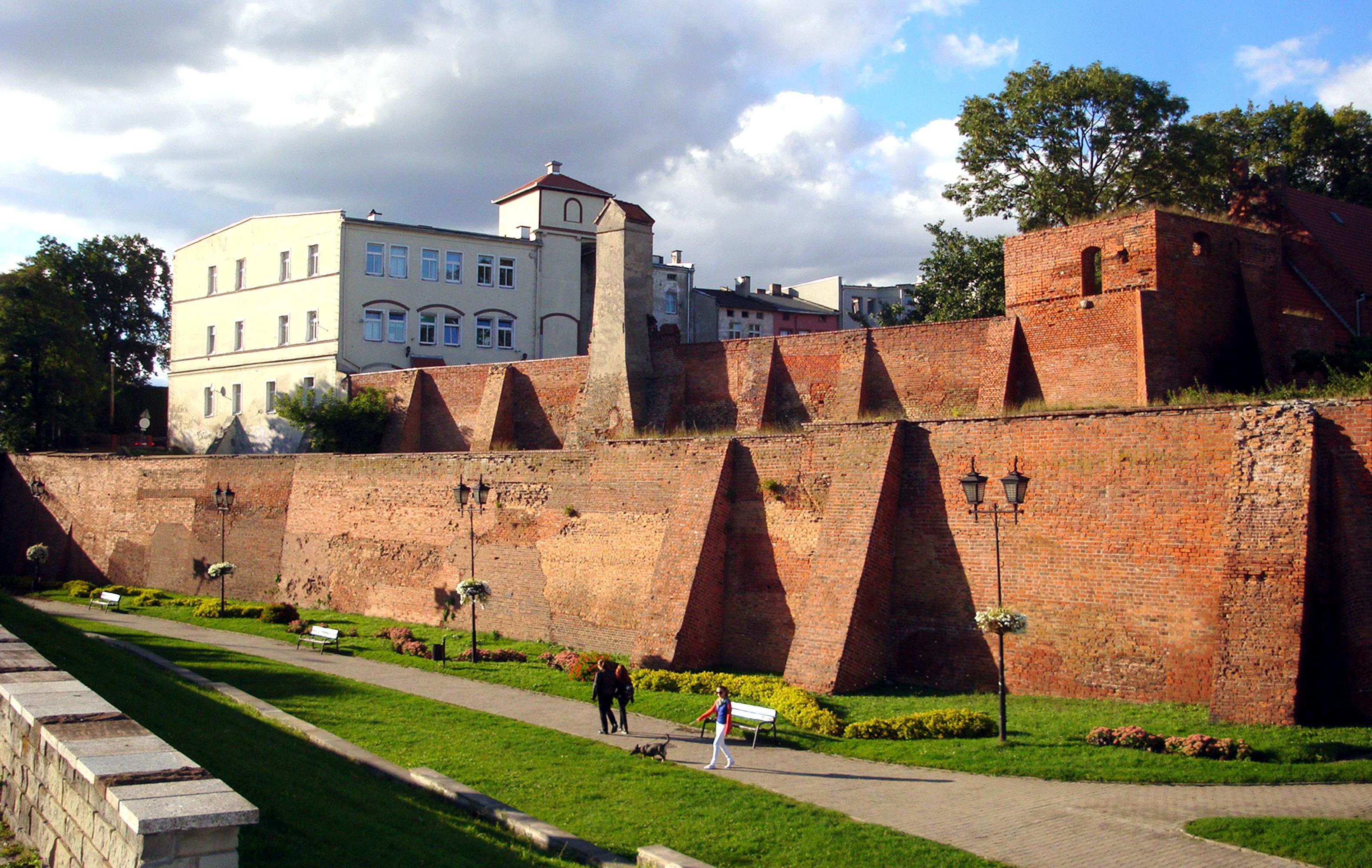 Zespół murów miejskich